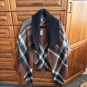 Vince Camuto Brown and Black Plaid Shawl
